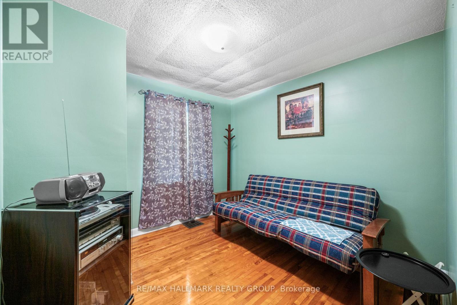 141 Dahlia Avenue, Ottawa, Ontario  K1H 6G1 - Photo 14 - X12224910