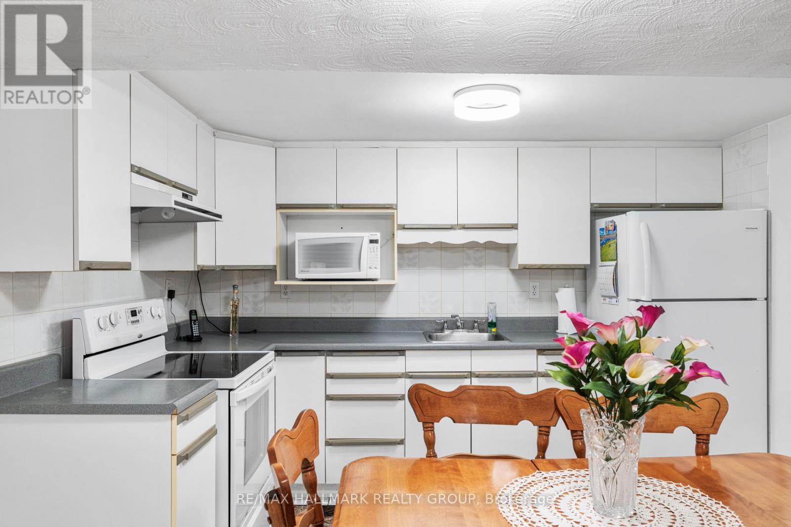 141 Dahlia Avenue, Ottawa, Ontario  K1H 6G1 - Photo 24 - X12224910