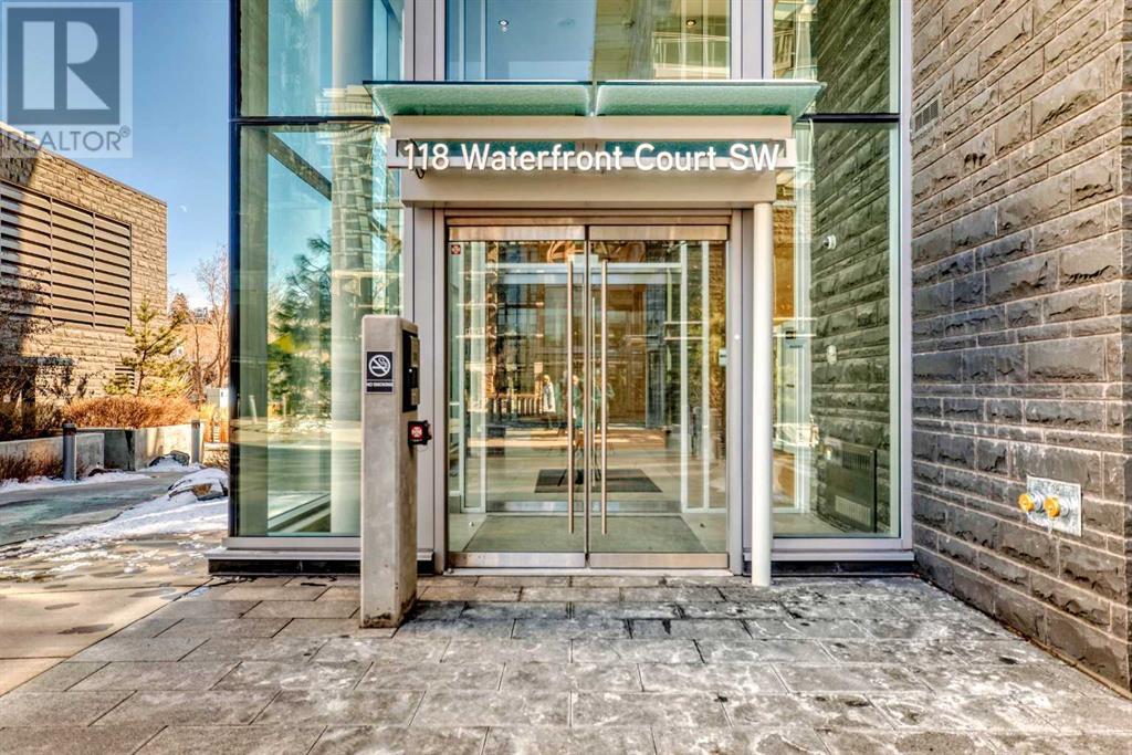 Property at 807, 118 Waterfront Court SW image 2
