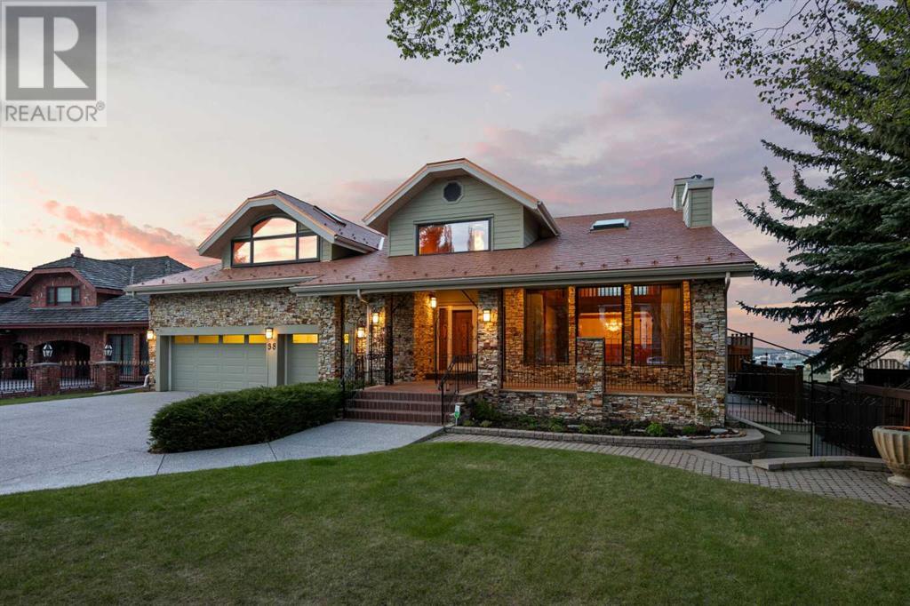 Property at 38 Patterson Drive SW image 2