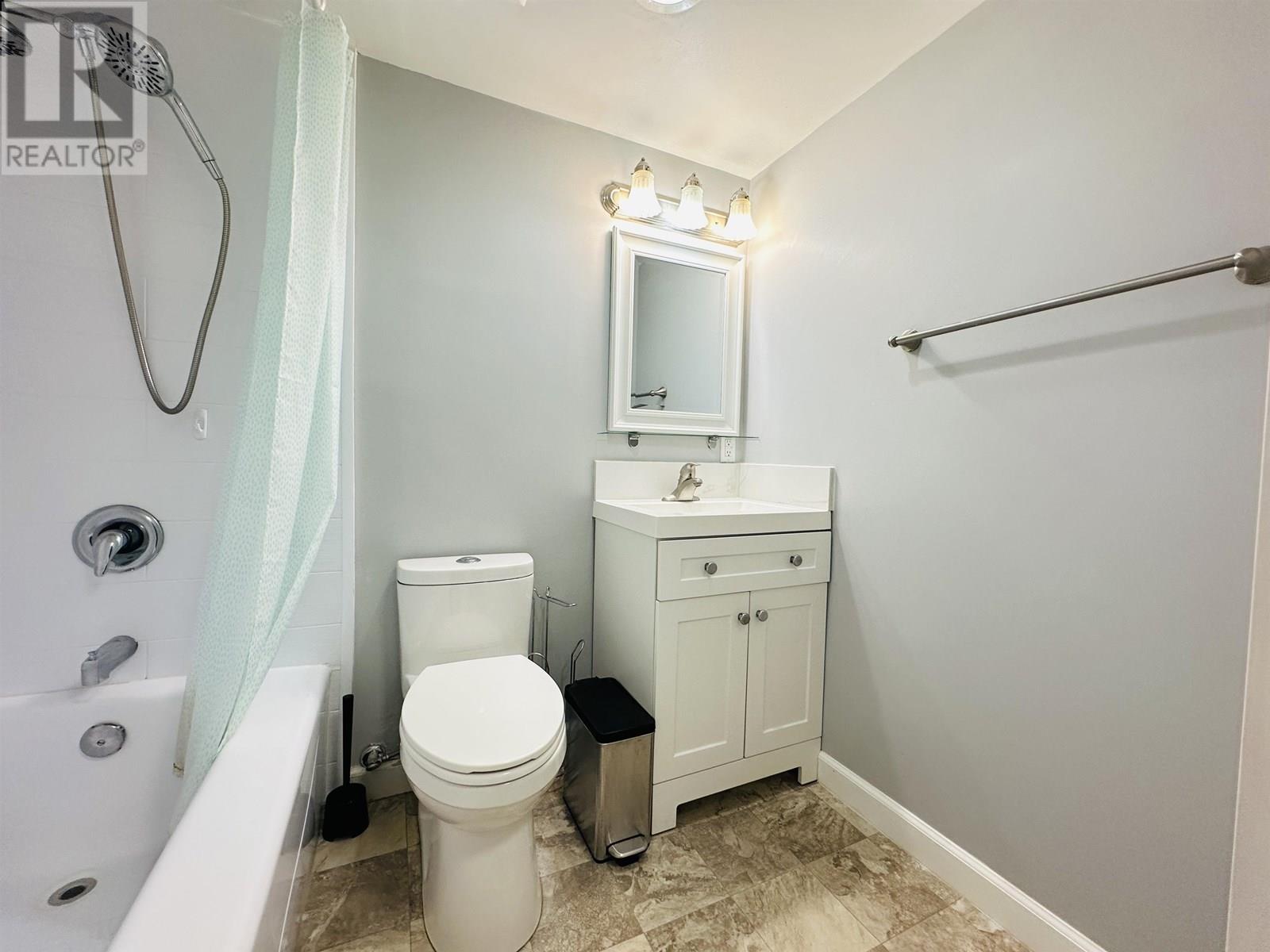 1403 9521 Cardston Crescent, Burnaby, British Columbia  V3N 4R8 - Photo 11 - R3015920