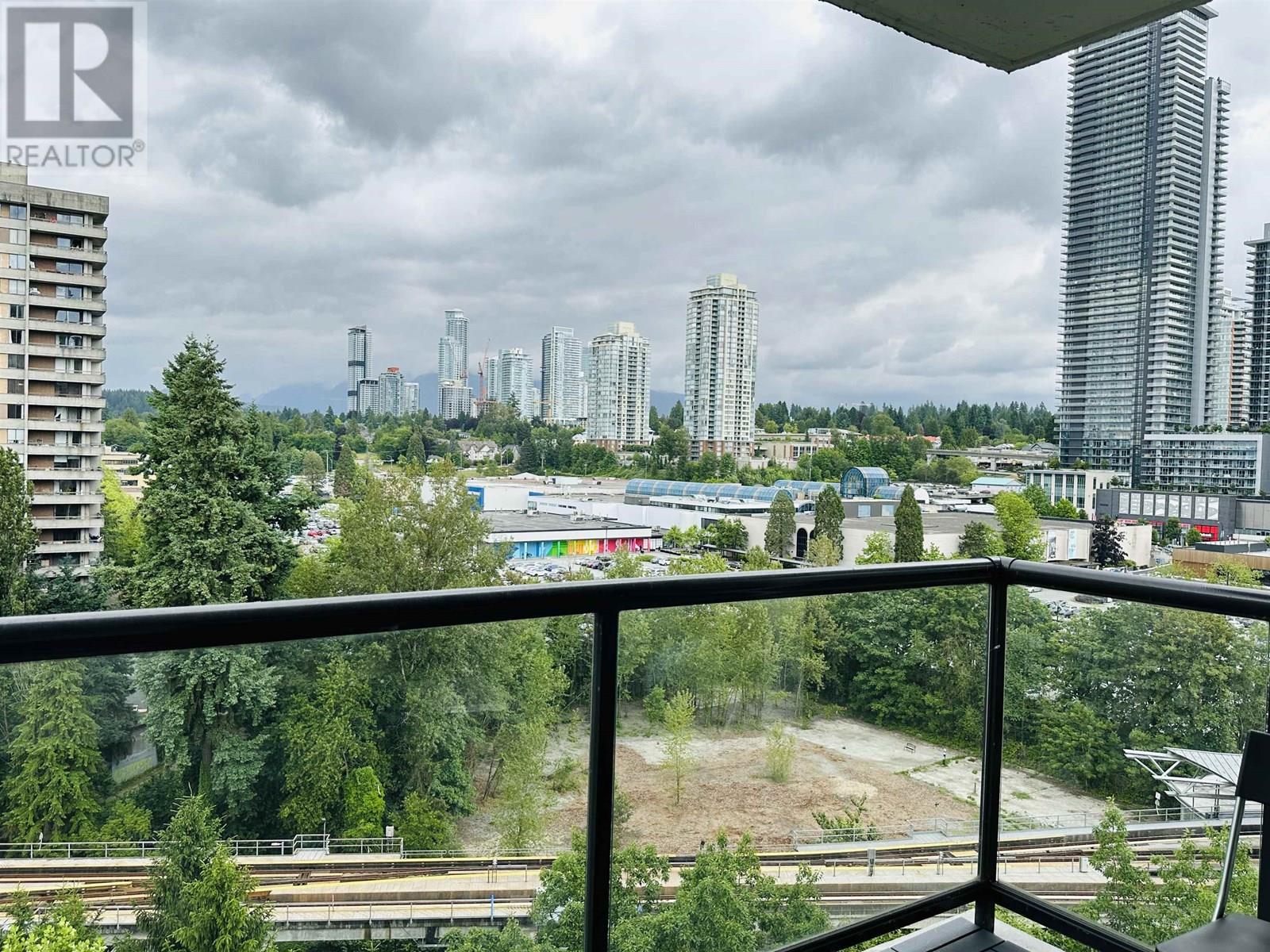 1403 9521 Cardston Crescent, Burnaby, British Columbia  V3N 4R8 - Photo 2 - R3015920