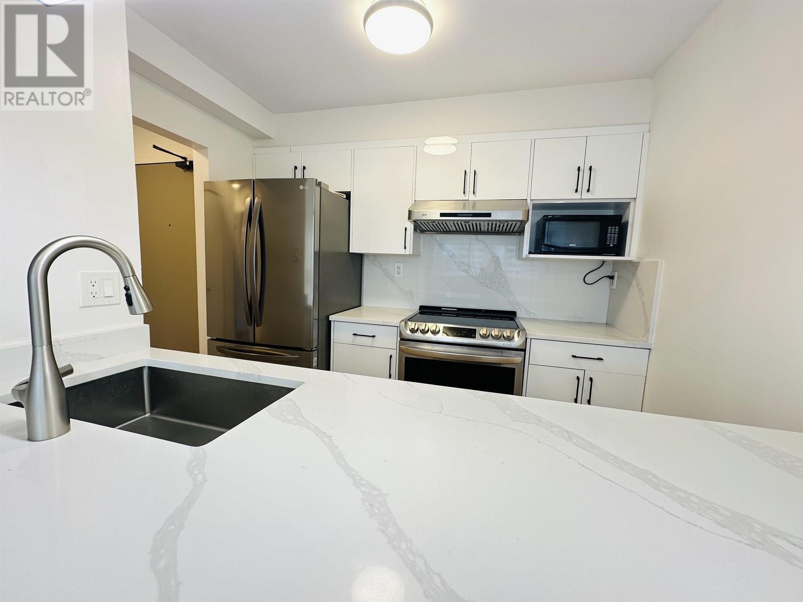 1403 9521 Cardston Crescent, Burnaby, British Columbia  V3N 4R8 - Photo 4 - R3015920