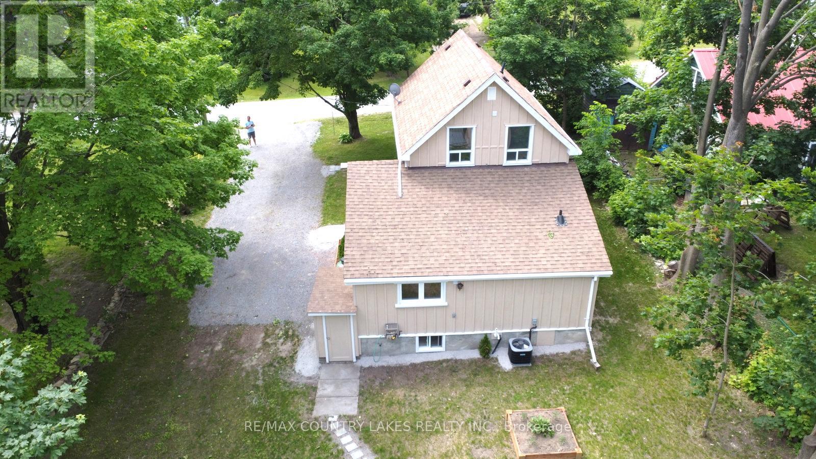 18 John Street, Kawartha Lakes, Ontario  K0M 2B0 - Photo 27 - X12223265