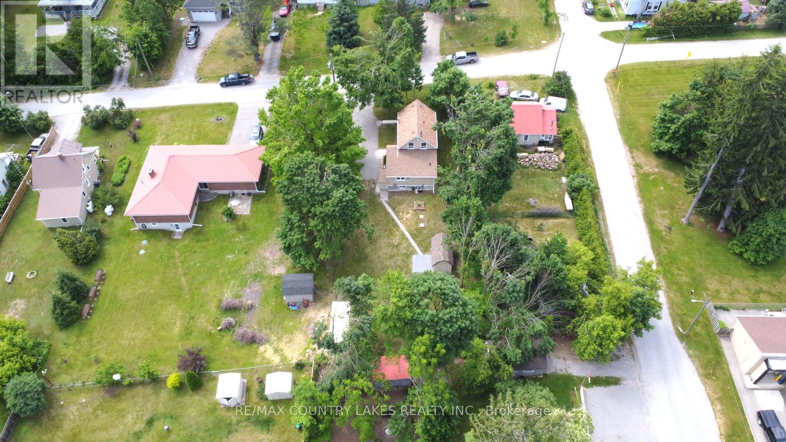 18 John Street, Kawartha Lakes, Ontario  K0M 2B0 - Photo 32 - X12223265
