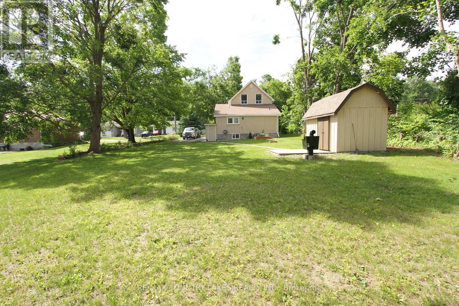 18 John Street, Kawartha Lakes, Ontario  K0M 2B0 - Photo 33 - X12223265