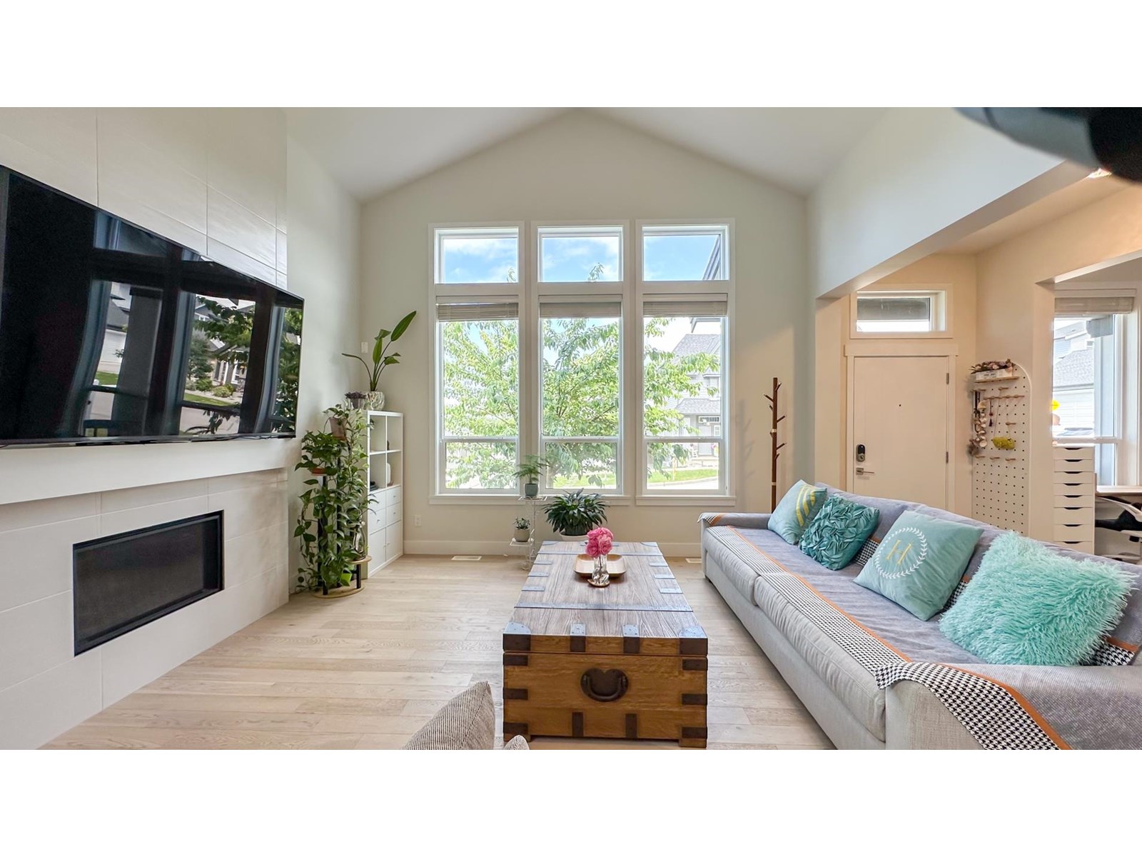 Property at 2118 165 STREET image 4