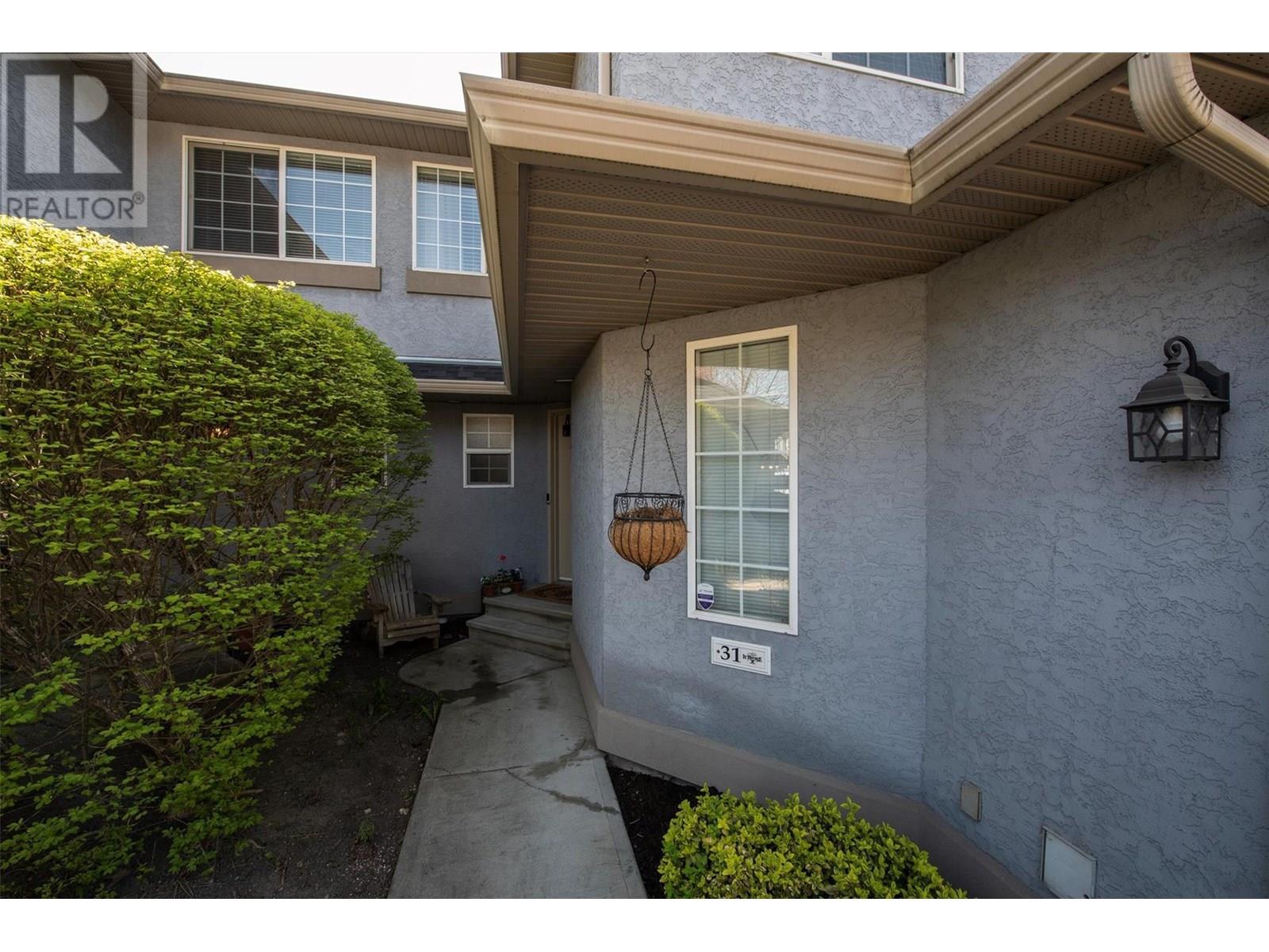 Property at 316 Whitman Road Unit# 31 image 4