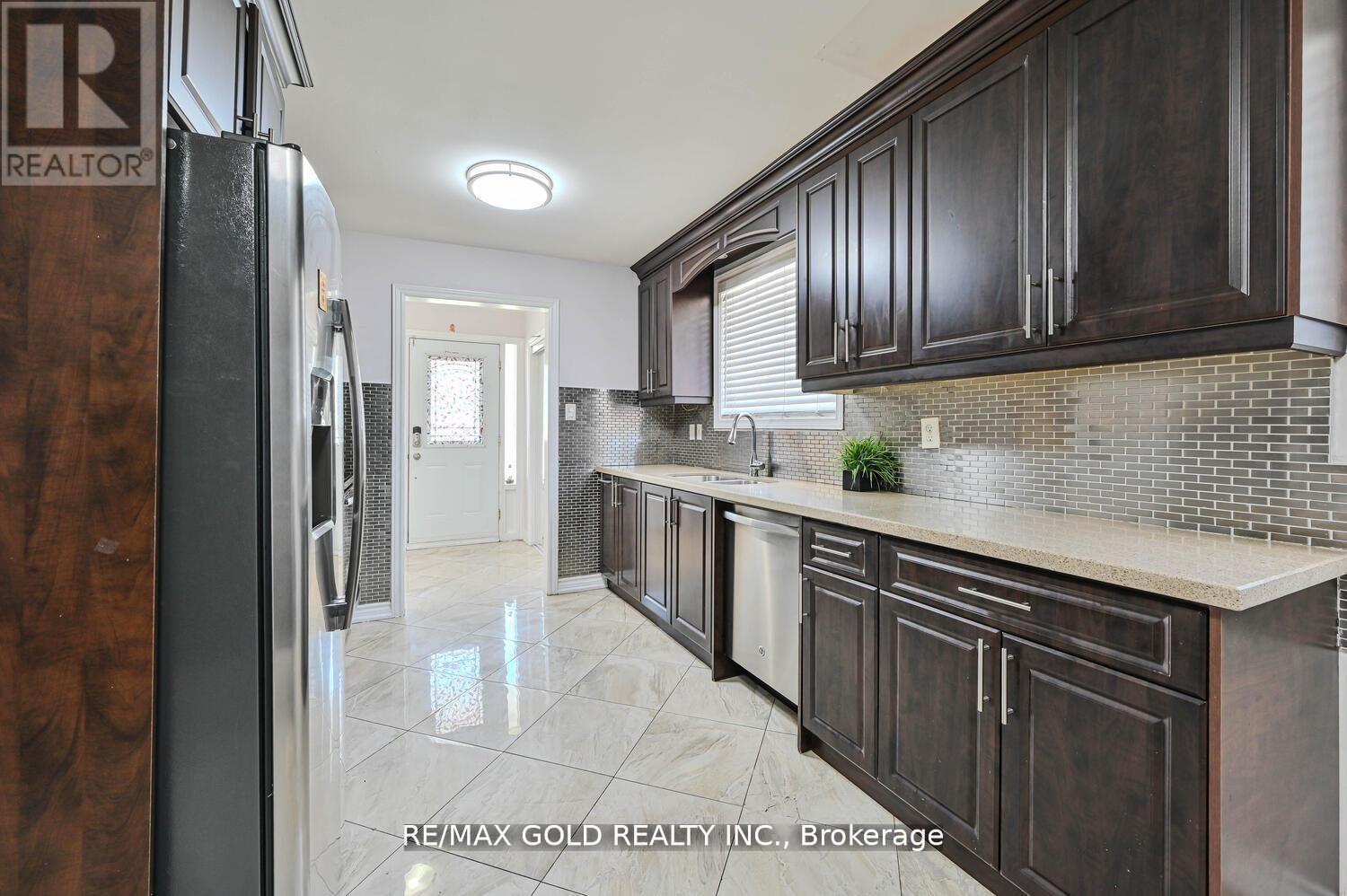 Property at 7362 REDSTONE ROAD image 3