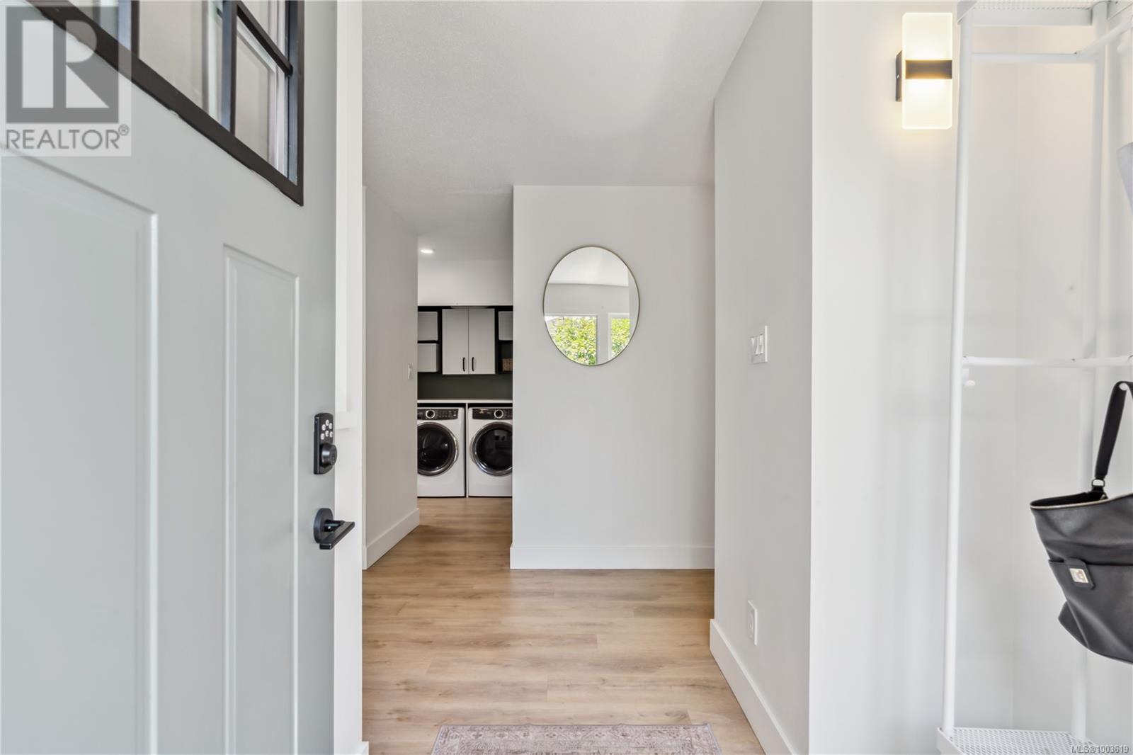 Property at 9456 Braun Cres image 3