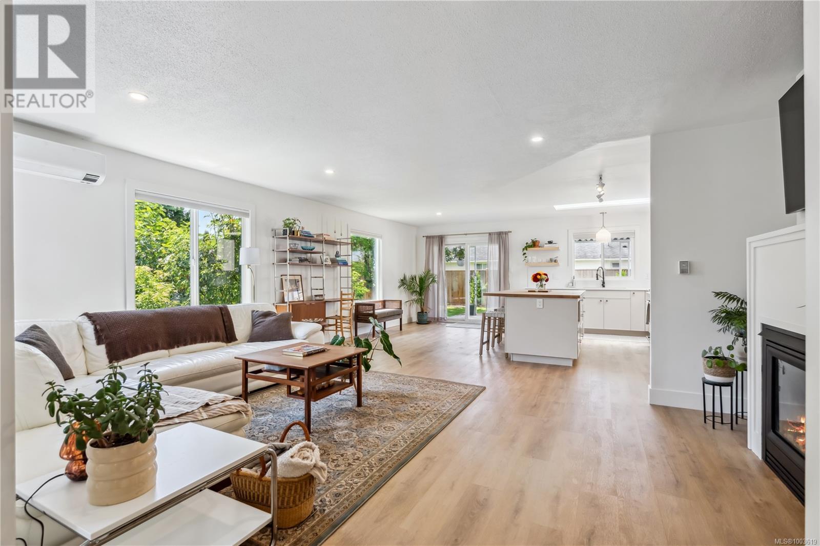 Property at 9456 Braun Cres image 4