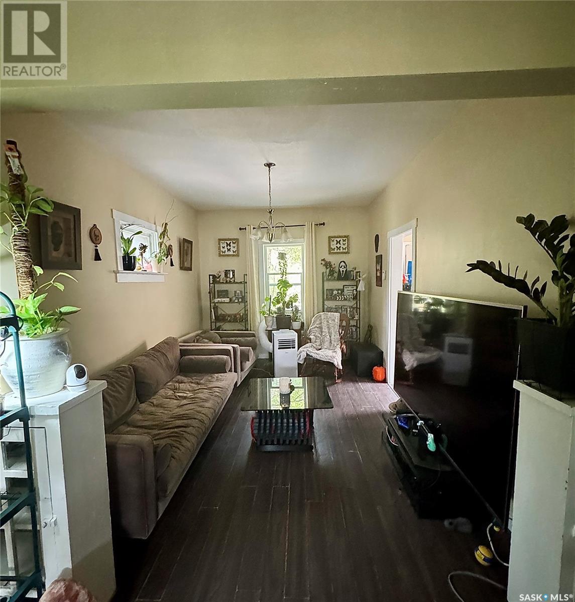 Property at 1243 Robinson STREET image 4