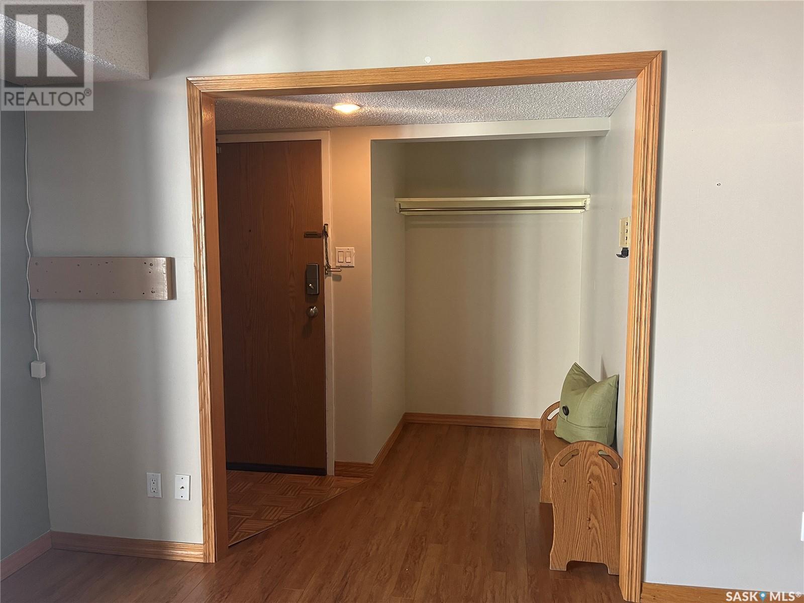 Property at 206 2237 McIntyre STREET image 3