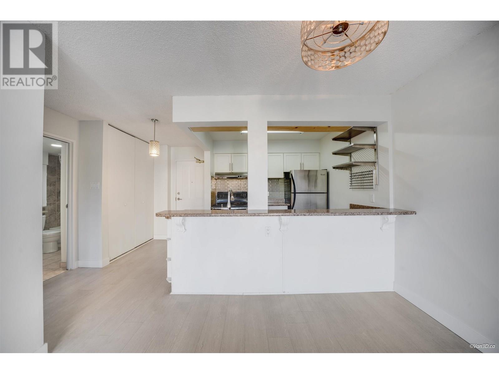 1206 2004 FULLERTON AVENUE, north vancouver, British Columbia V7P3G8