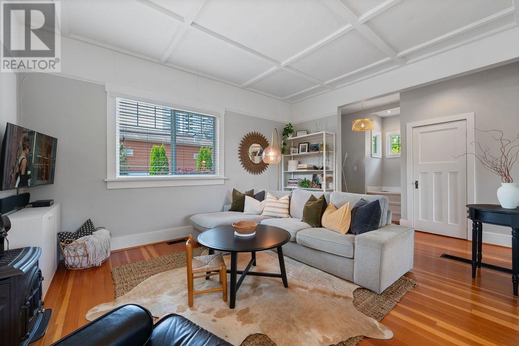 Property at 1750 MCGUIRE AVENUE image 3