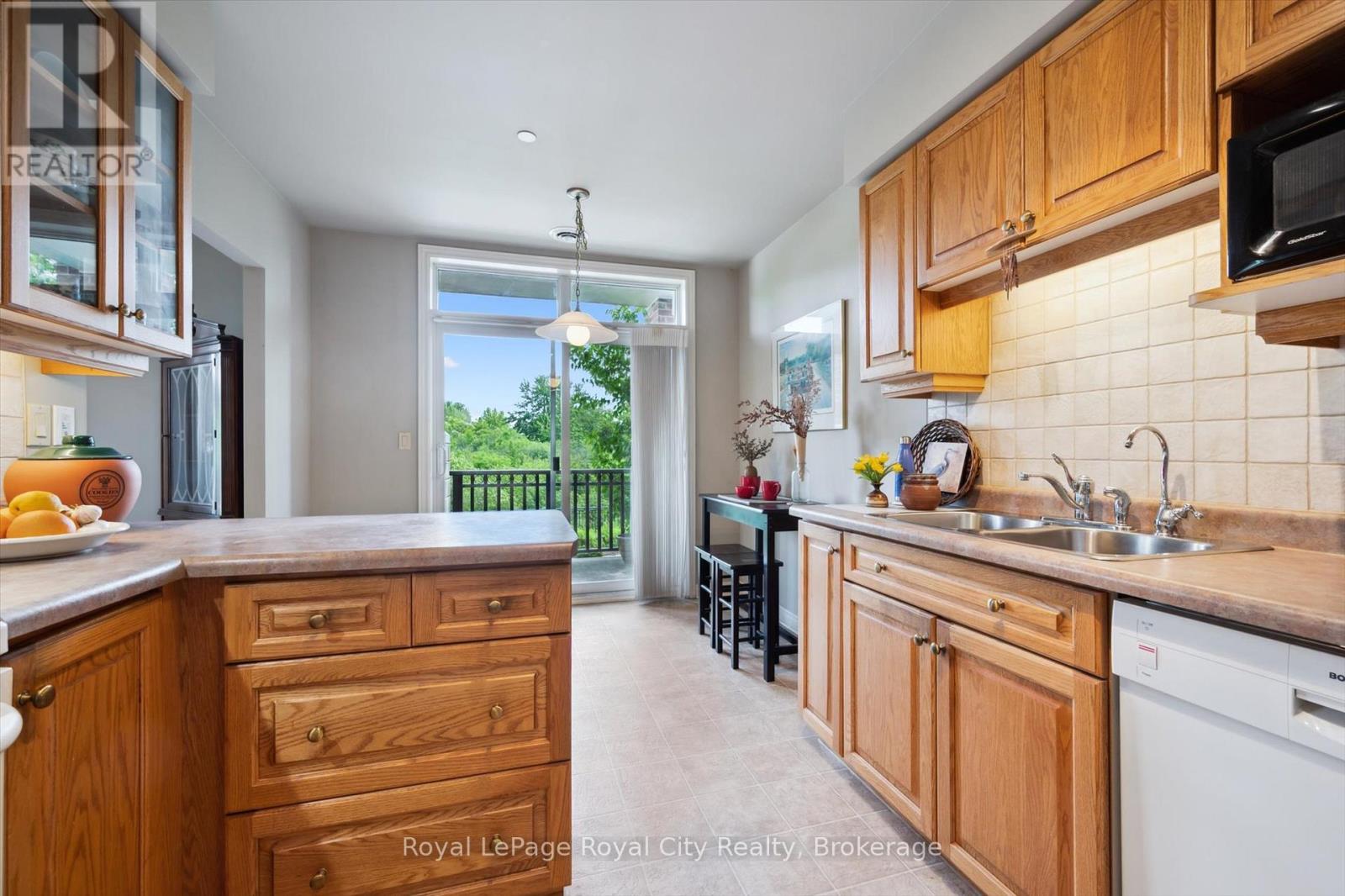 112 - 71 Bayberry Drive, Guelph (Village By The Arboretum), Ontario  N1G 5K9 - Photo 41 - X12224982
