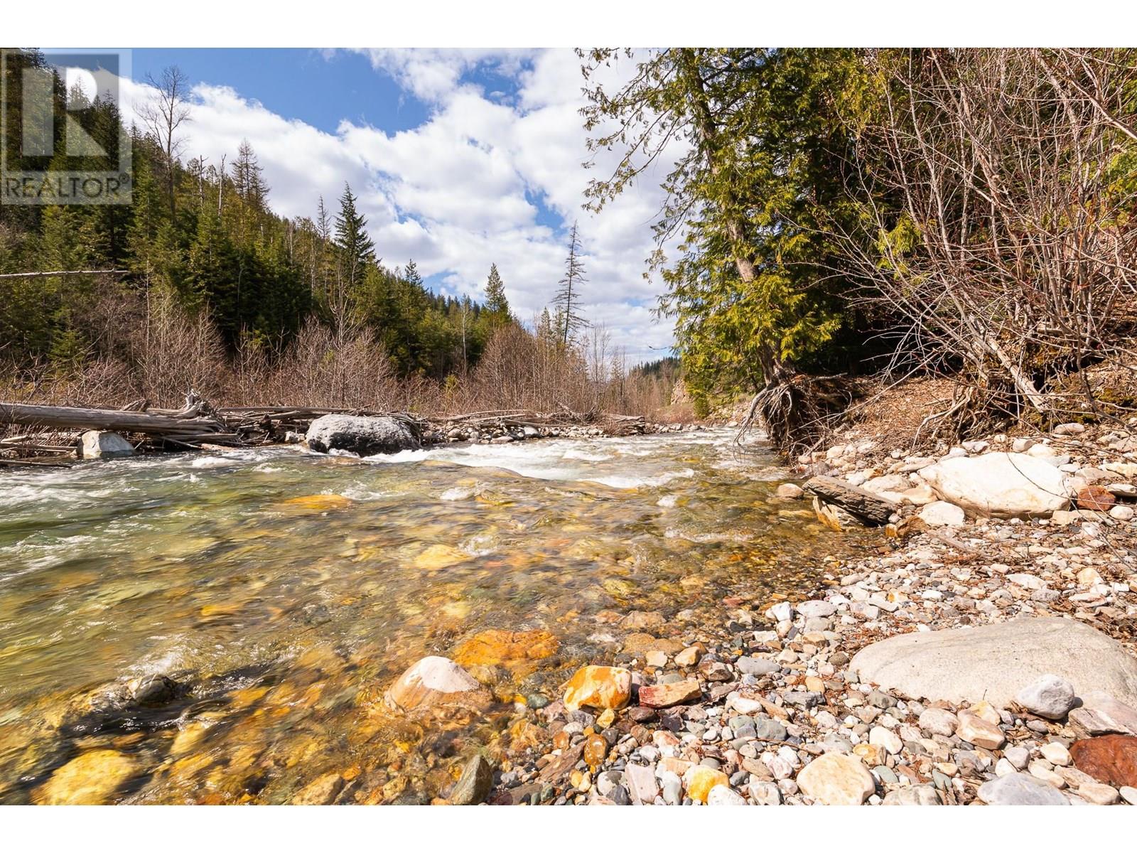 Dl 10612 3 Highway, Salmo, British Columbia  V0G 1Z0 - Photo 6 - 10344635