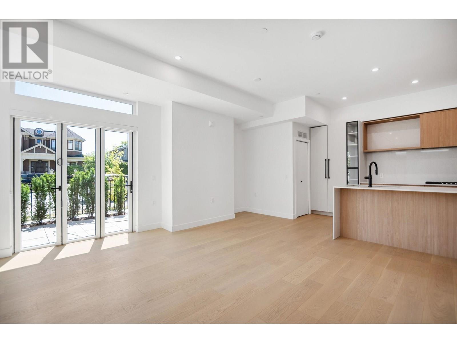 112 715 W 49th Avenue, Vancouver, British Columbia  V5Z 2S6 - Photo 8 - R2875134