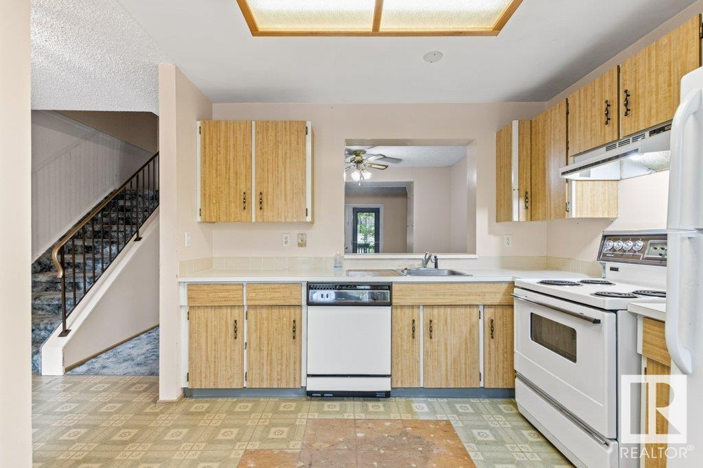 Property at 2153 141 AV NW image 2