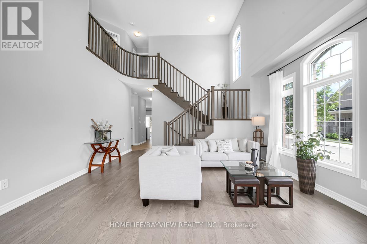 52 Bluestone Crescent, Brampton (Sandringham-Wellington), Ontario  L6R 4B8 - Photo 6 - W12224986