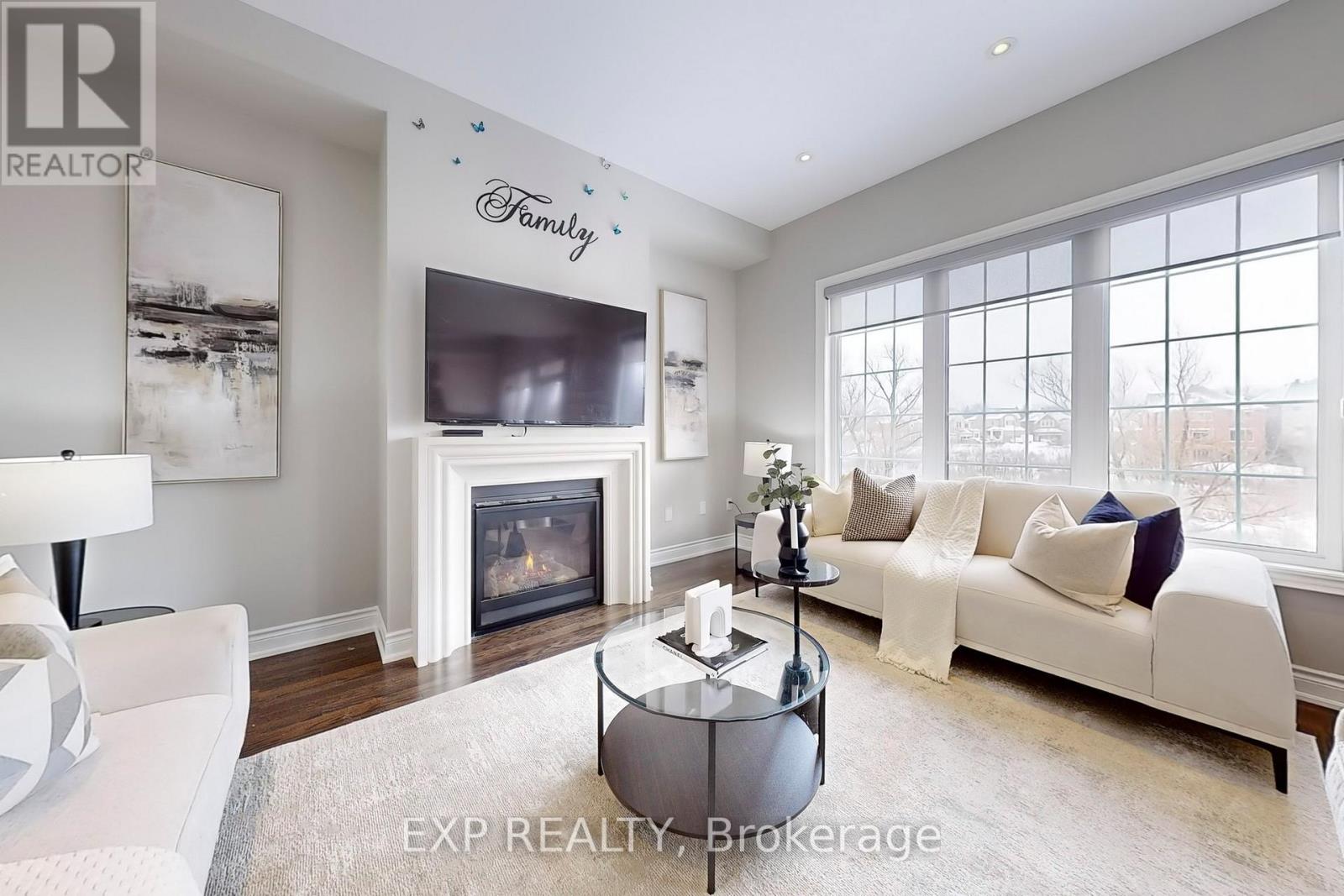 50 Sharonview Crescent, East Gwillimbury (Sharon), Ontario  L0G 1V0 - Photo 12 - N12225014