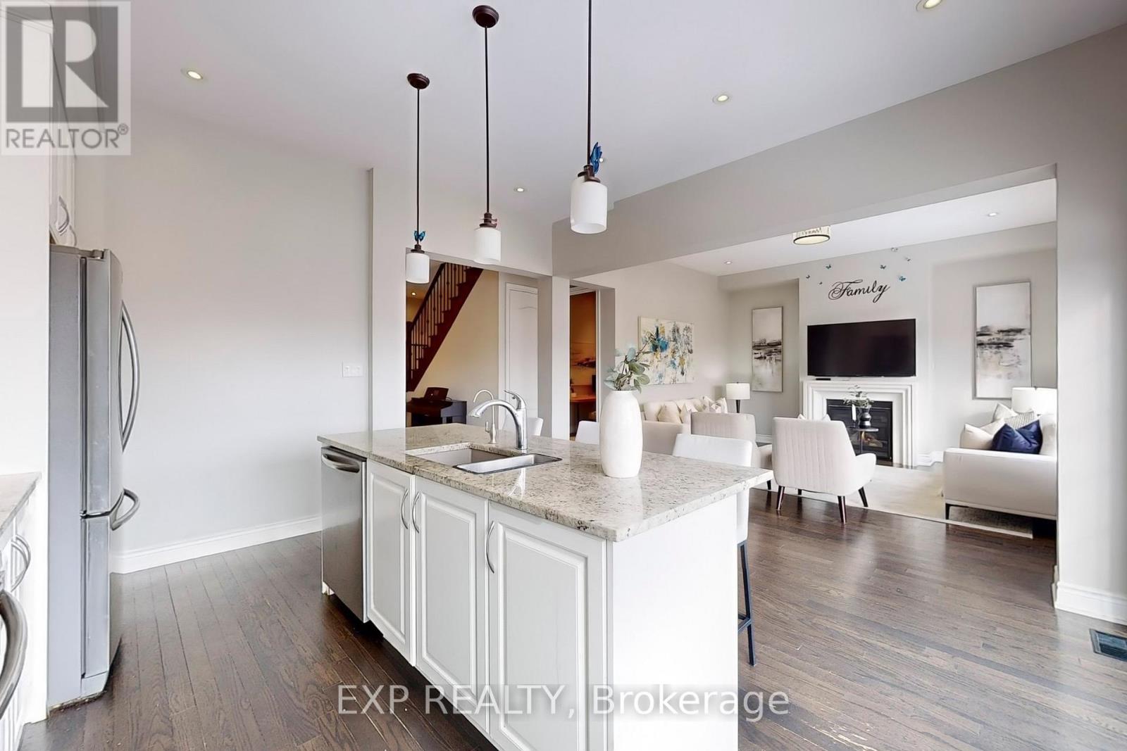 50 Sharonview Crescent, East Gwillimbury (Sharon), Ontario  L0G 1V0 - Photo 17 - N12225014