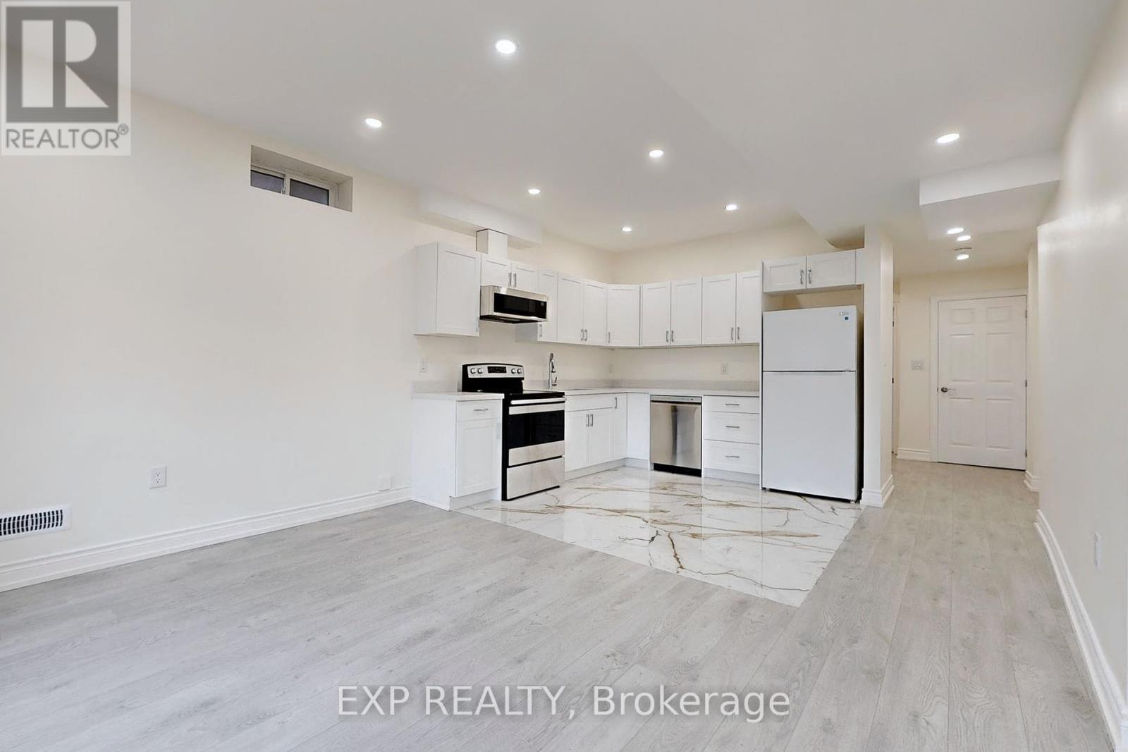 50 Sharonview Crescent, East Gwillimbury (Sharon), Ontario  L0G 1V0 - Photo 38 - N12225014