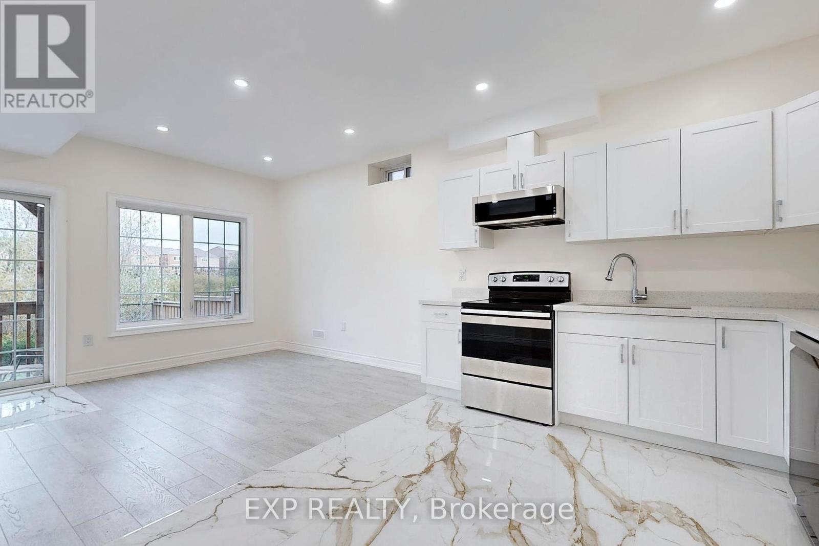 50 Sharonview Crescent, East Gwillimbury (Sharon), Ontario  L0G 1V0 - Photo 39 - N12225014
