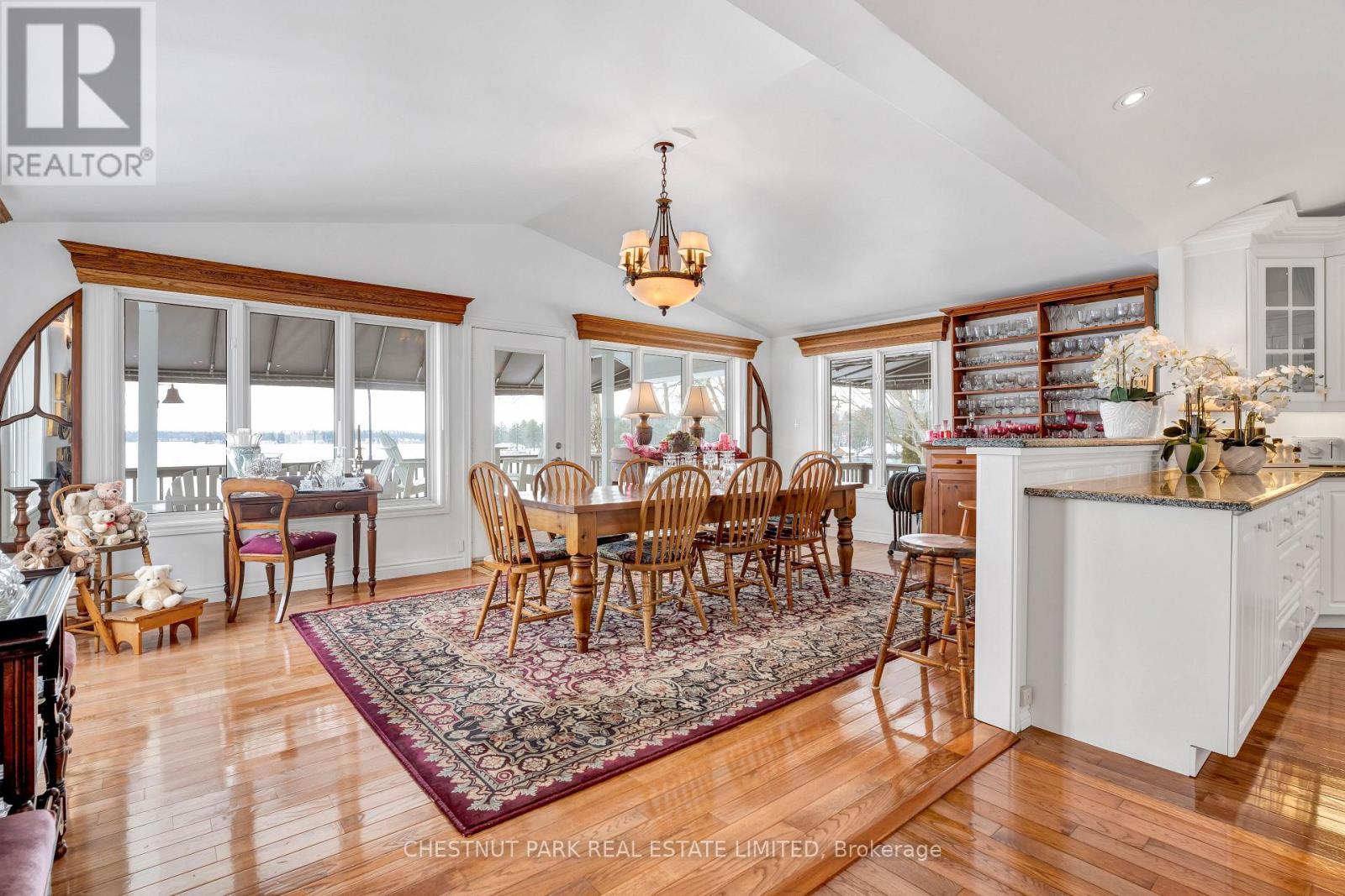 35 Riverview Drive, Front Of Leeds & Seeleys Bay, Ontario  K0E 1V0 - Photo 14 - X12225018