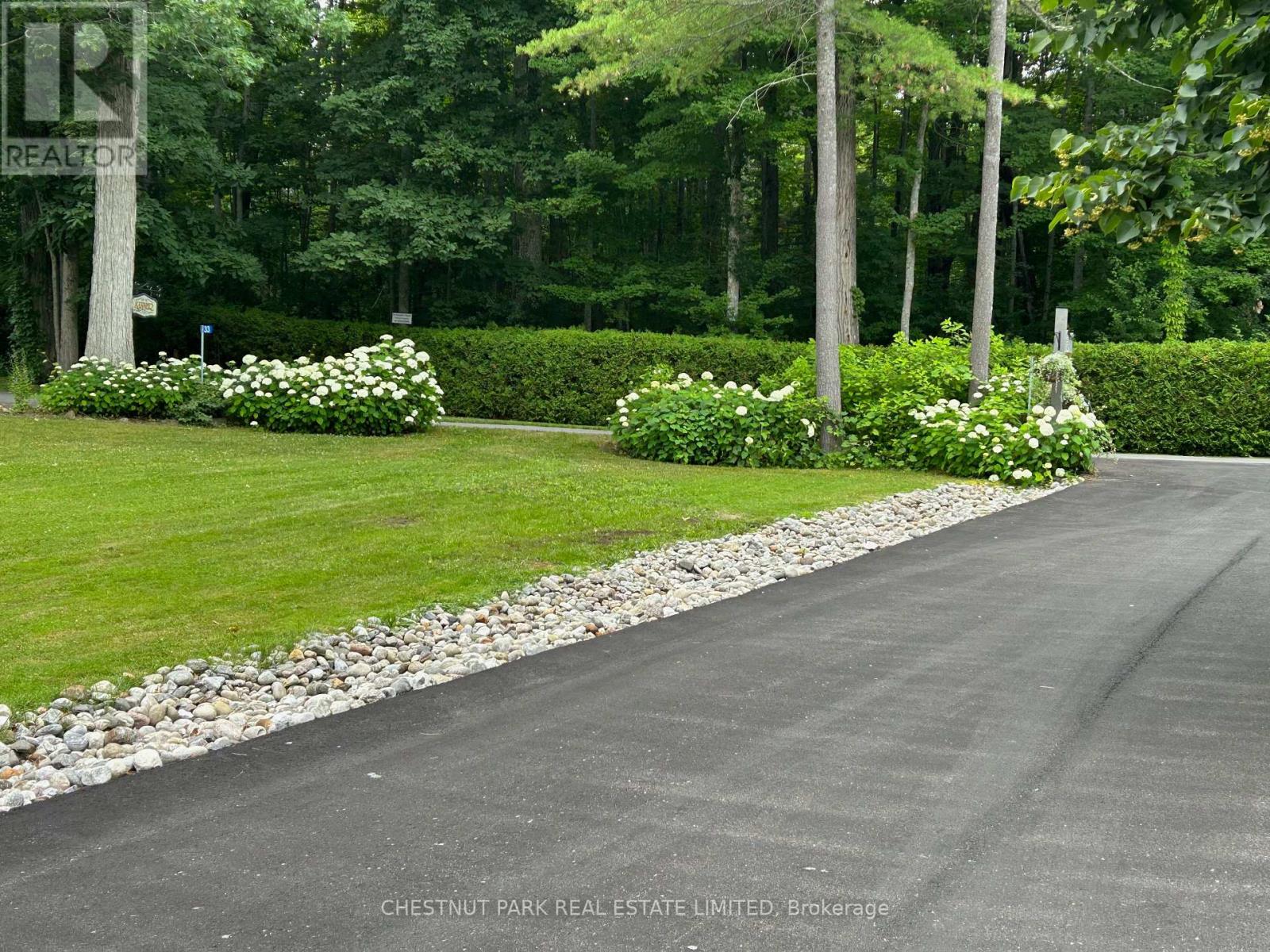 35 Riverview Drive, Front Of Leeds & Seeleys Bay, Ontario  K0E 1V0 - Photo 9 - X12225018