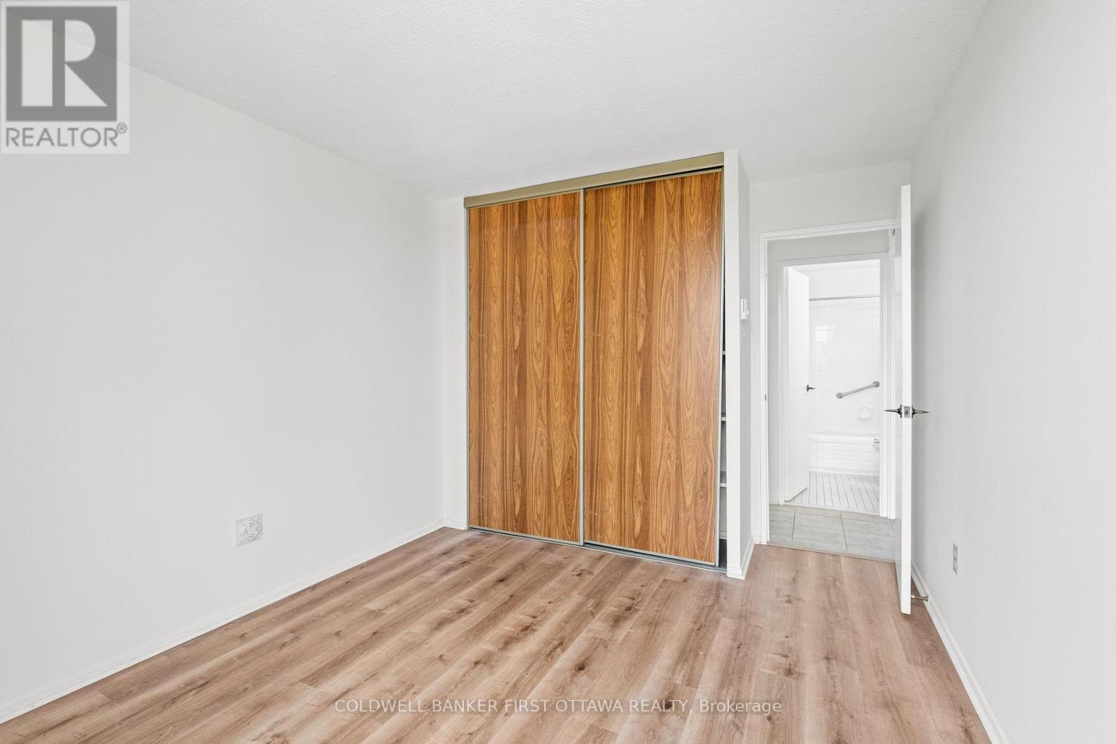 Property at 607 - 1025 RICHMOND ROAD image 4