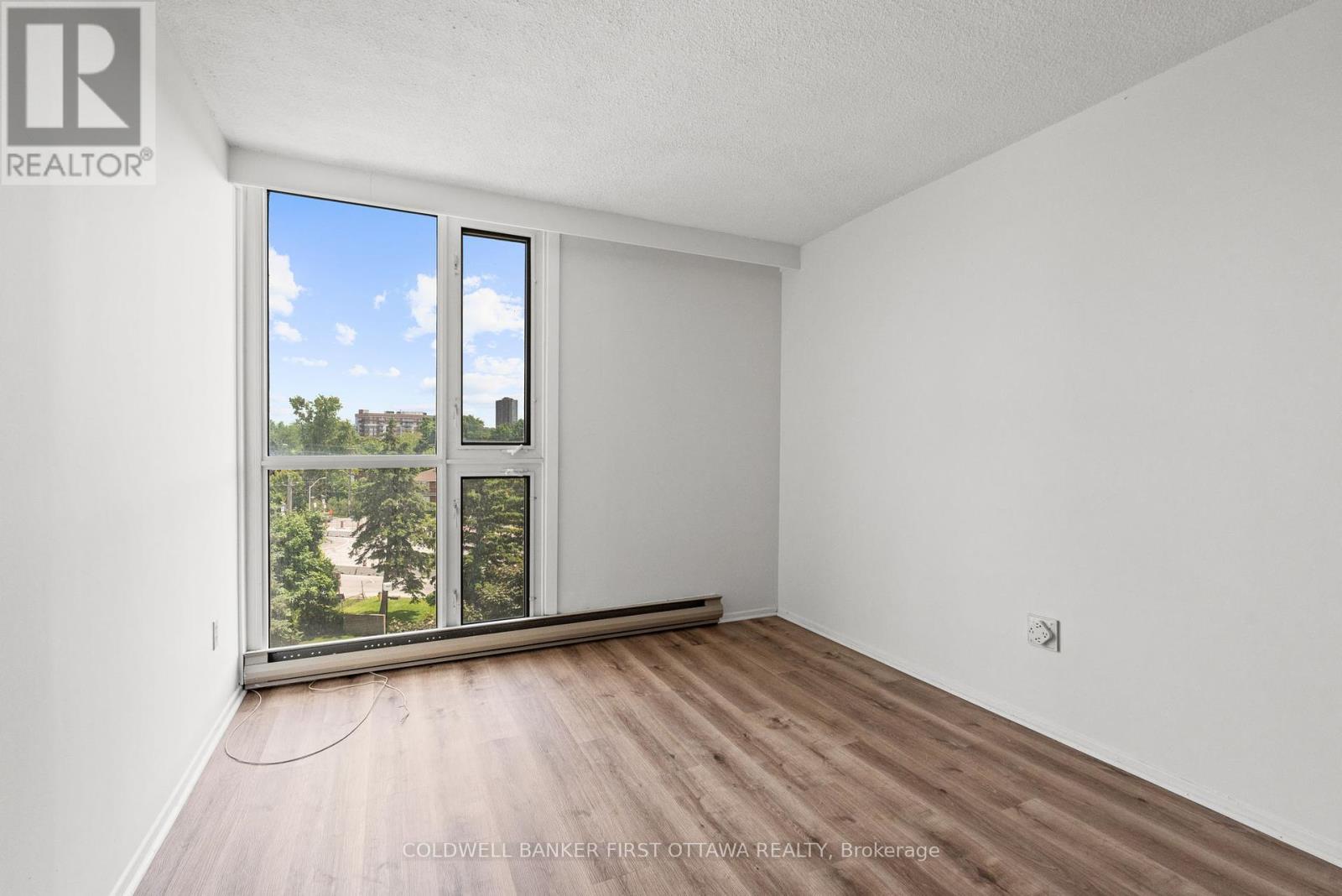 Property at 607 - 1025 RICHMOND ROAD image 5