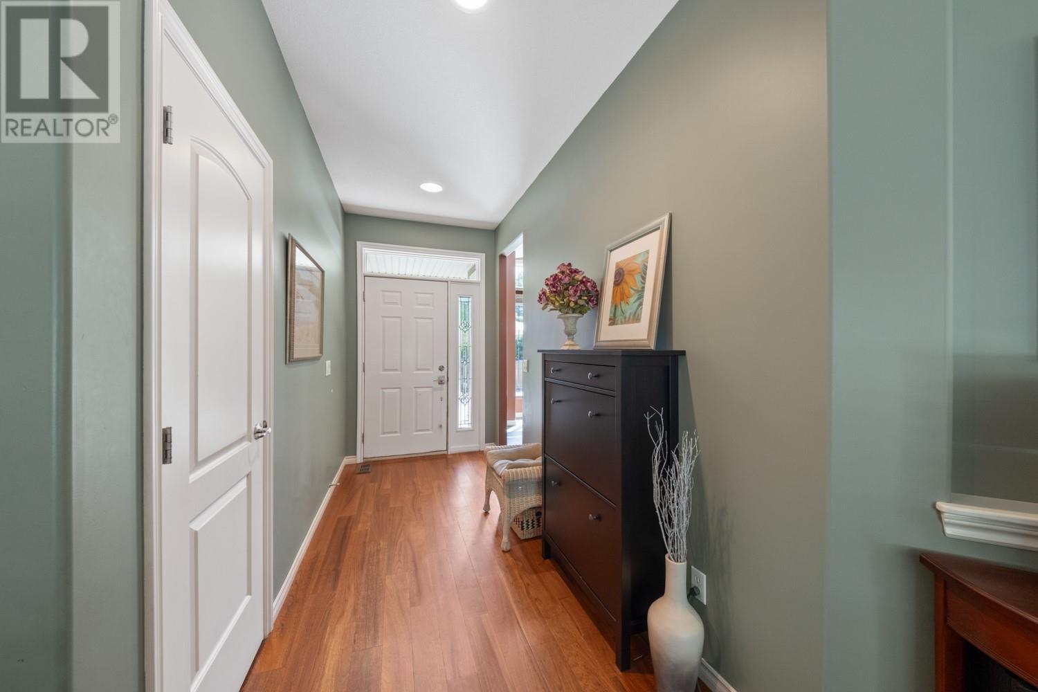 4182 Gallaghers Boulevard S, Kelowna, British Columbia  V1V 4X2 - Photo 4 - 10351899