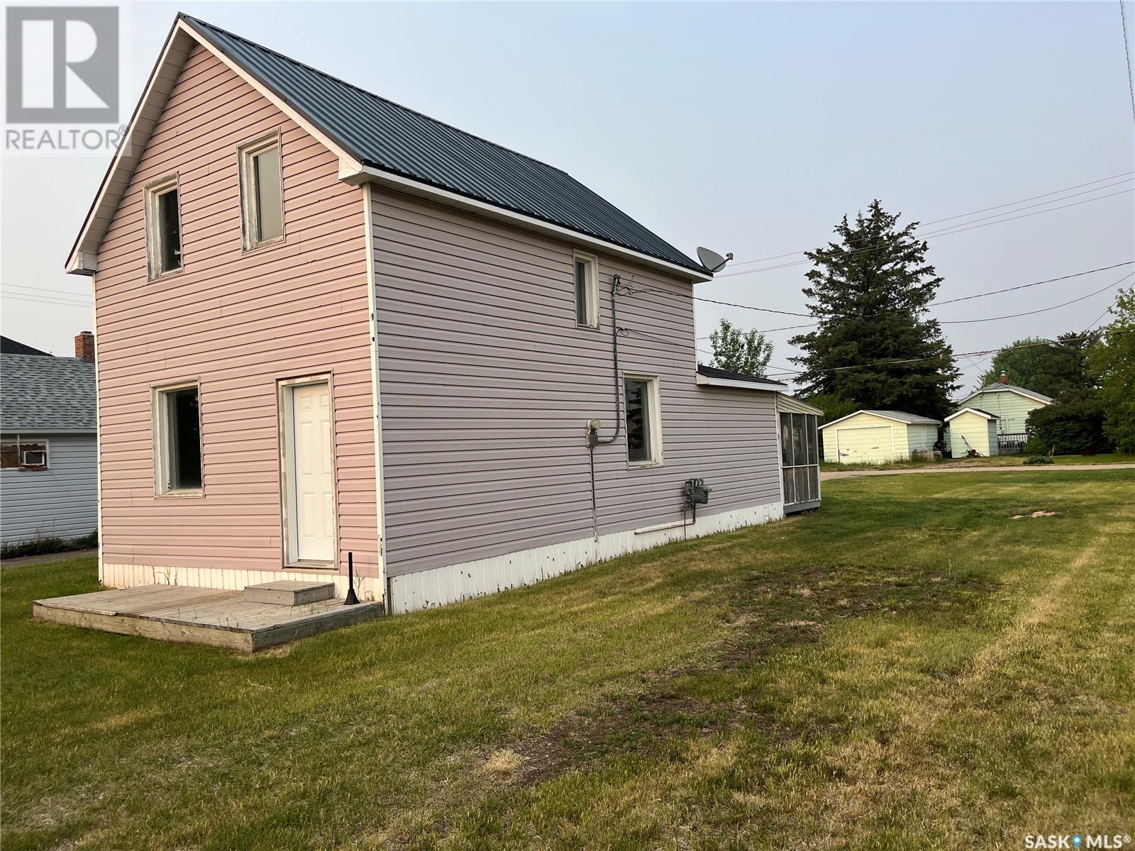 417 McIntosh STREET, foam lake, Saskatchewan