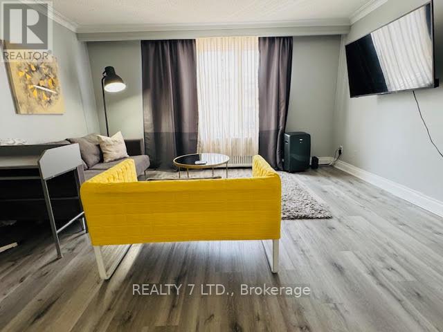 2 - 9 Donald Avenue, Toronto, Ontario  M6M 1J7 - Photo 15 - W12225022