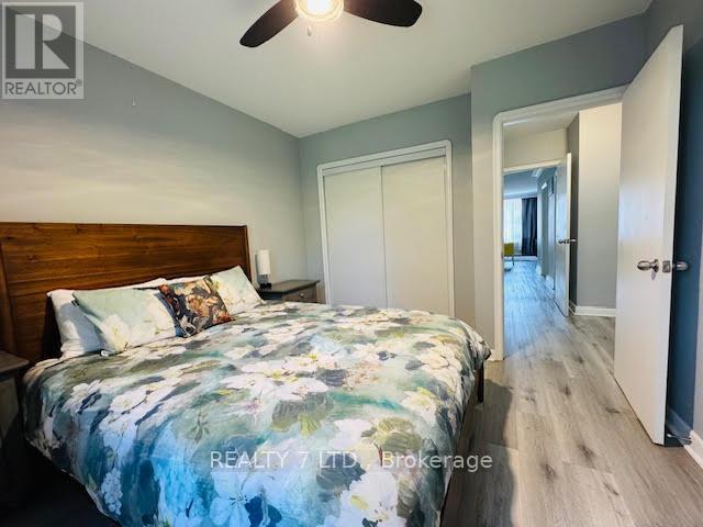2 - 9 Donald Avenue, Toronto, Ontario  M6M 1J7 - Photo 7 - W12225022