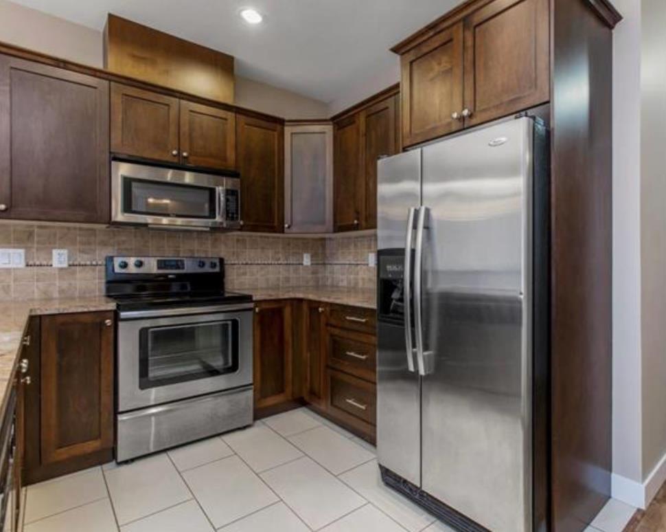 Property at 603 14333 104 AVENUE image 3