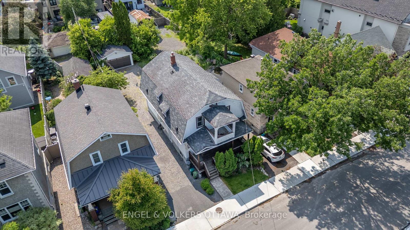 Property at 76 HURON AVENUE N image 3