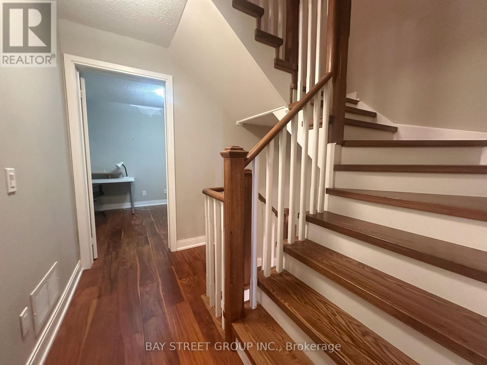 23 - 290 Village Green Square, Toronto, Ontario  M1S 0L1 - Photo 10 - E12225092