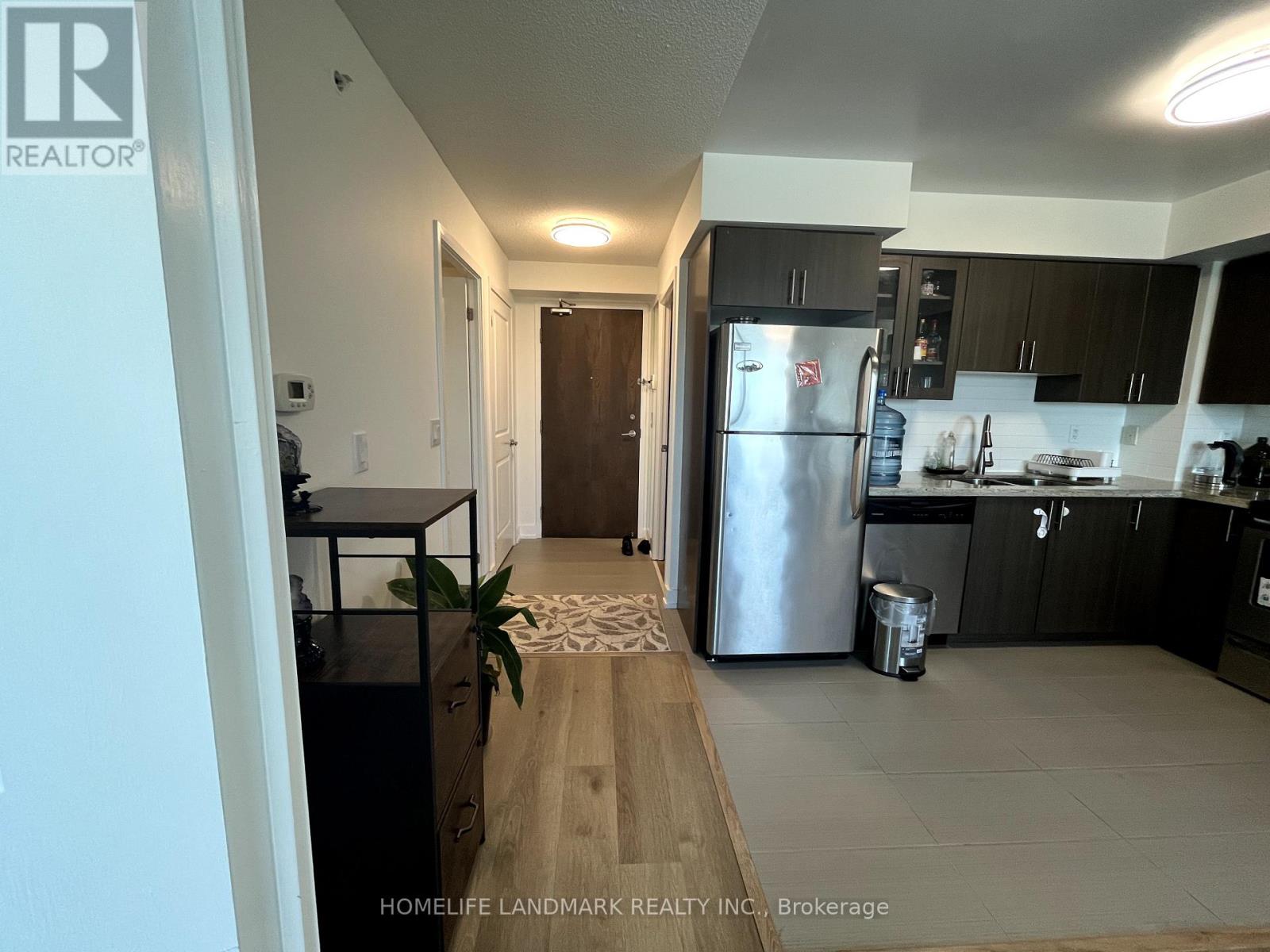 714 - 75 Norman Bethune Avenue, Richmond Hill (Beaver Creek Business Park), Ontario  L4B 0B6 - Photo 16 - N12225112