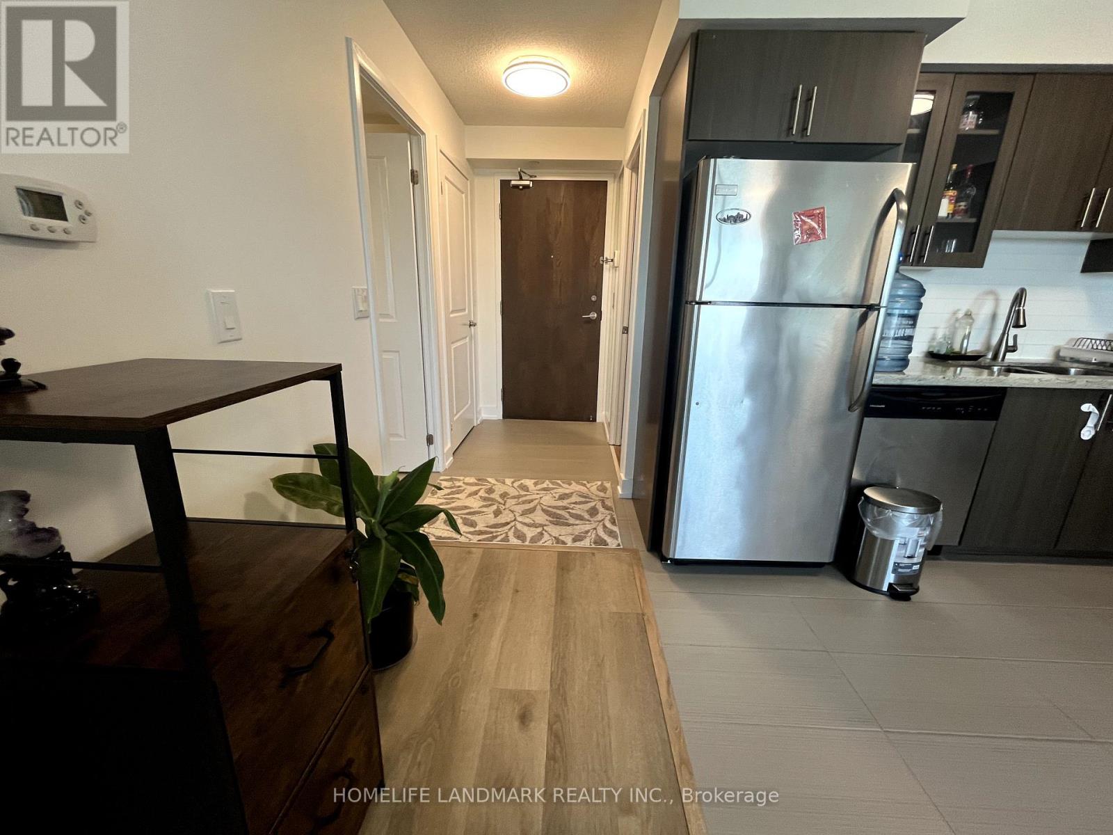 714 - 75 Norman Bethune Avenue, Richmond Hill (Beaver Creek Business Park), Ontario  L4B 0B6 - Photo 17 - N12225112