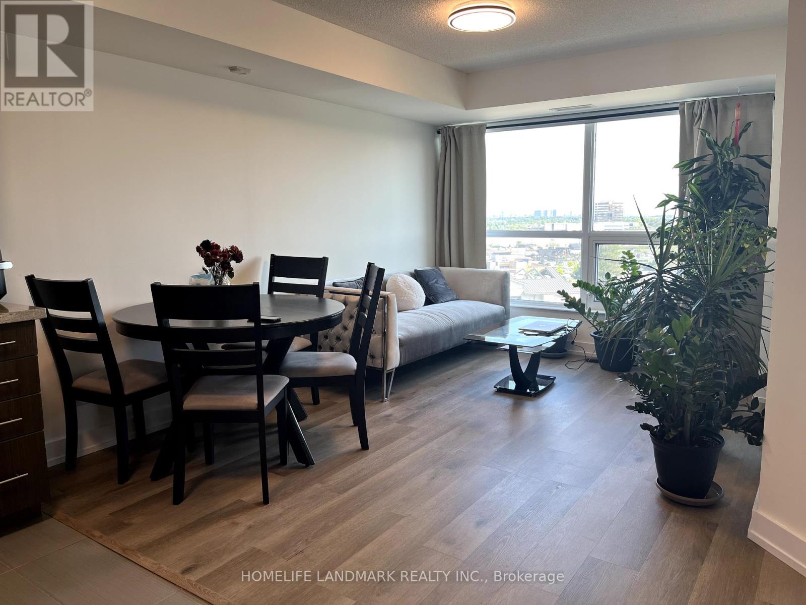 714 - 75 Norman Bethune Avenue, Richmond Hill (Beaver Creek Business Park), Ontario  L4B 0B6 - Photo 7 - N12225112