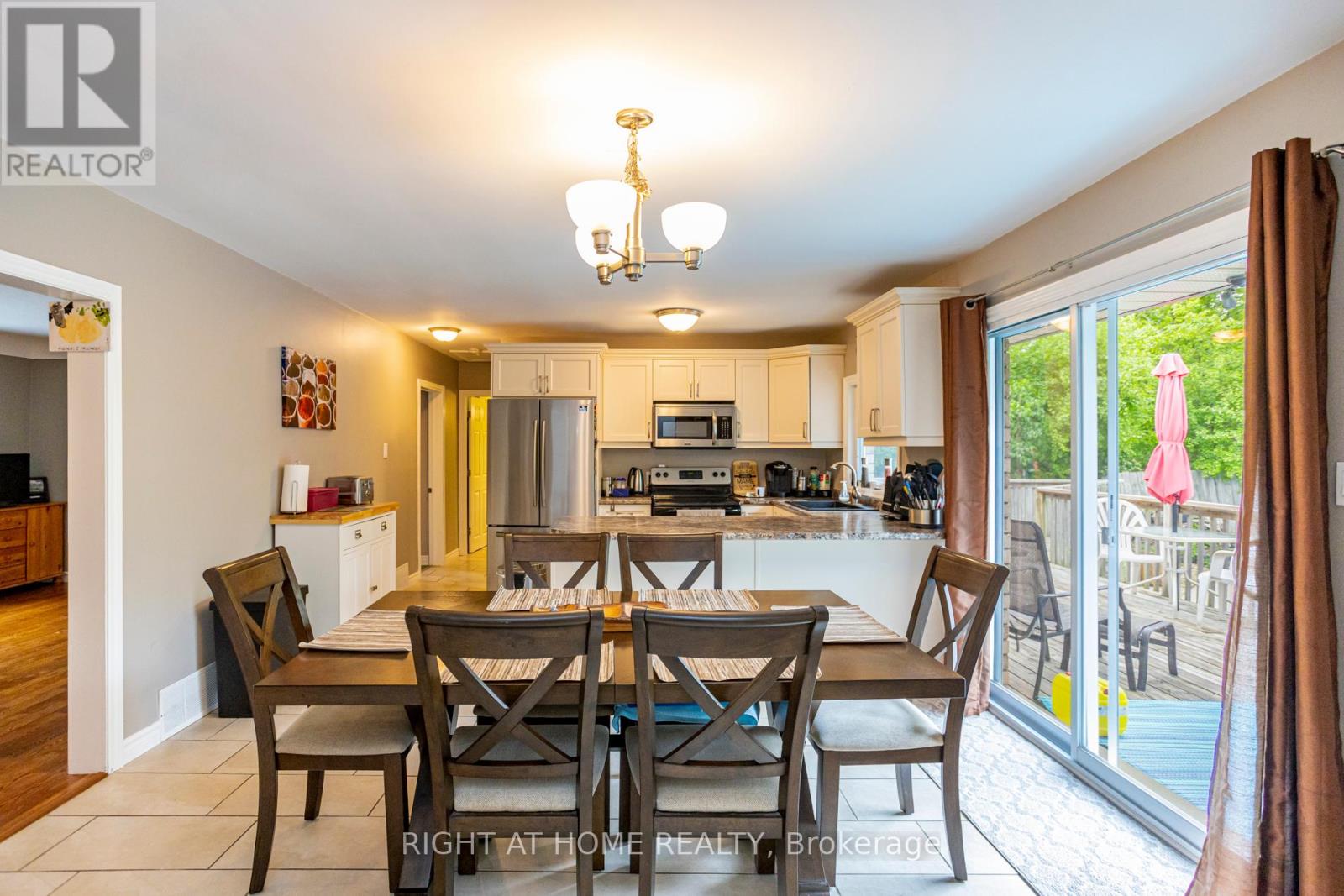 Property at 594 GORDON AVENUE image 3
