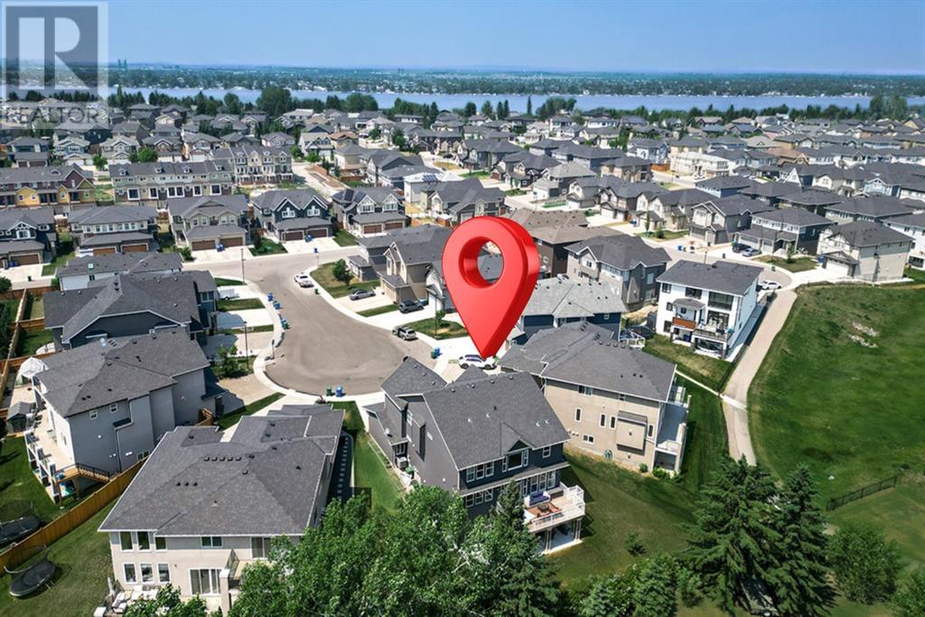 Property at 221 Kinniburgh Cove image 2