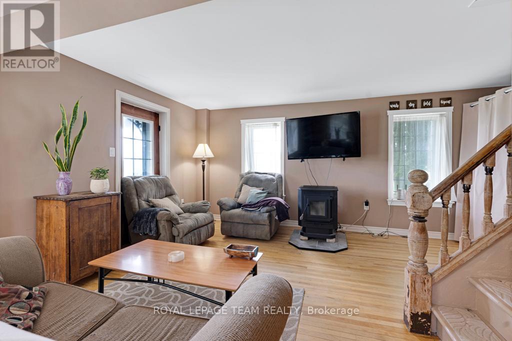 6116 Hurley Road, Edwardsburgh/cardinal, Ontario  K0E 1X0 - Photo 19 - X12225122