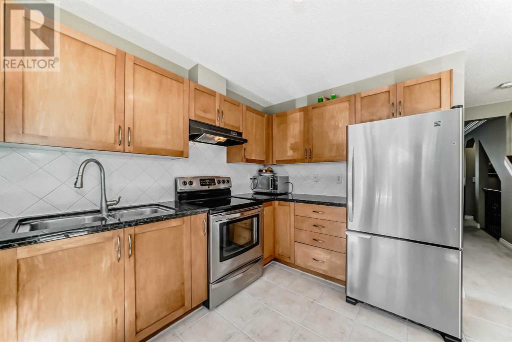 Property at 139 Cedarwood Lane SW image 4