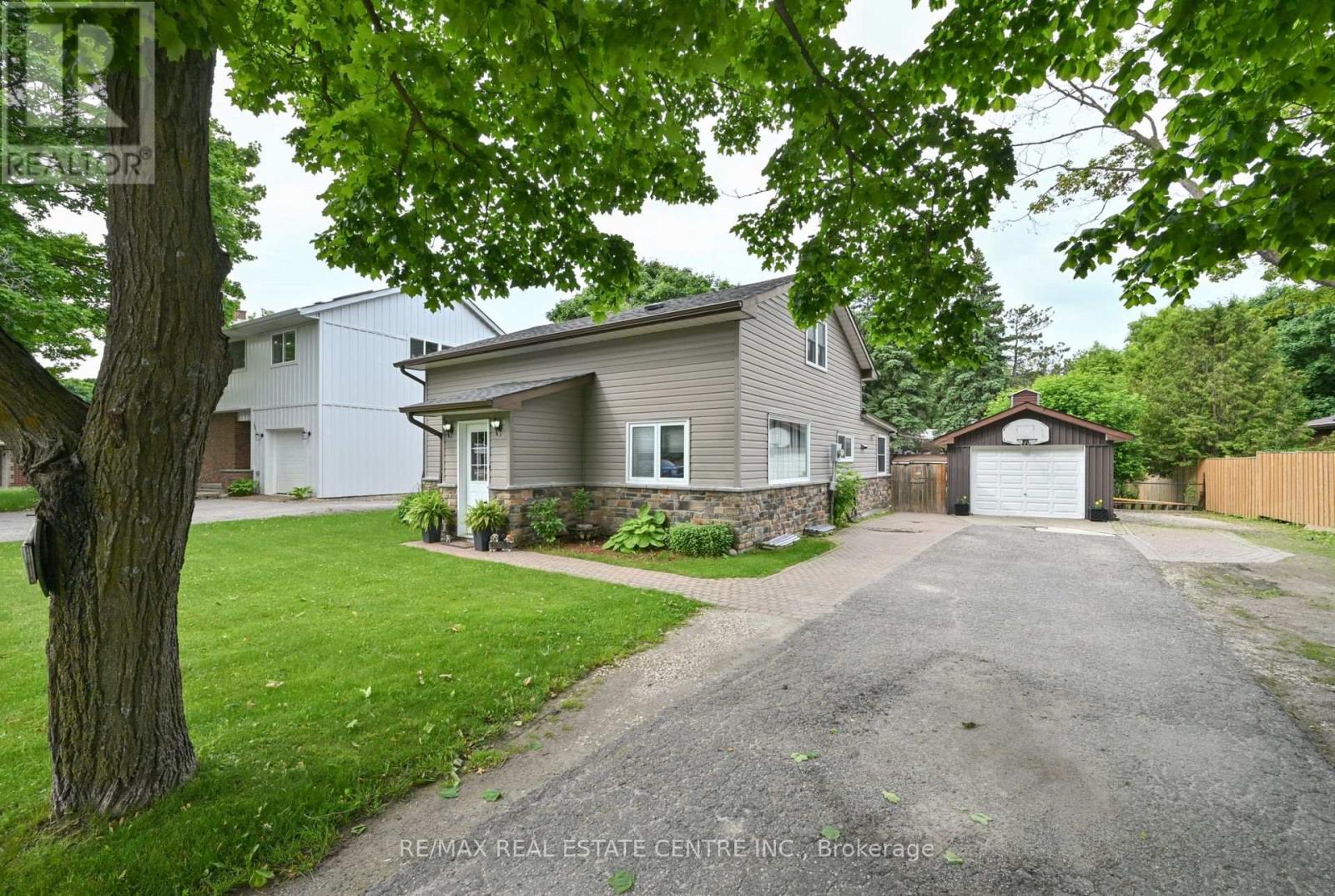 Property at 163 DANIEL STREET image 2
