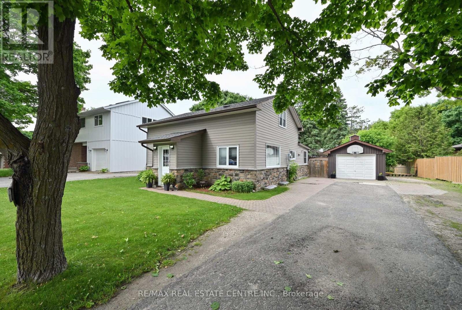 Property at 163 DANIEL STREET image 5