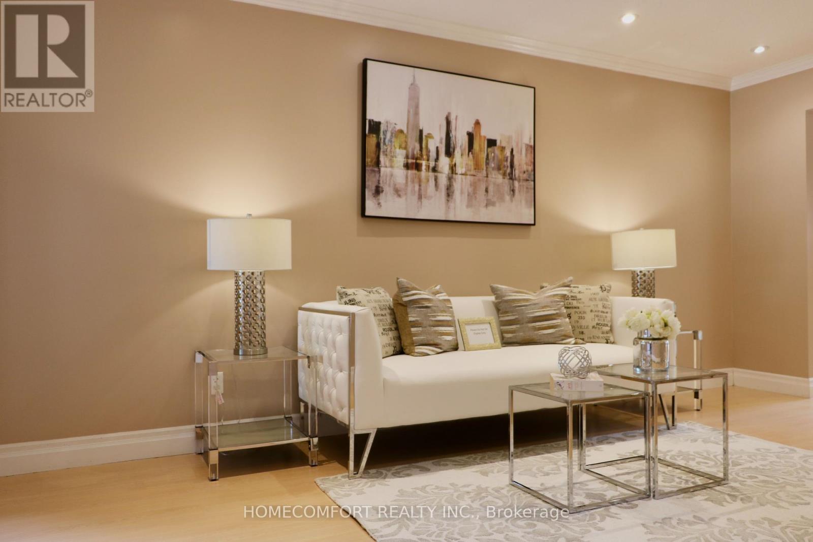 Property at 100 NETTLECREEK CRESCENT image 3