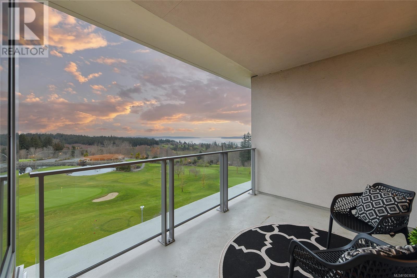 505 5332 Sayward Hill Cres, Saanich, British Columbia  V8Y 3H8 - Photo 21 - 1003692